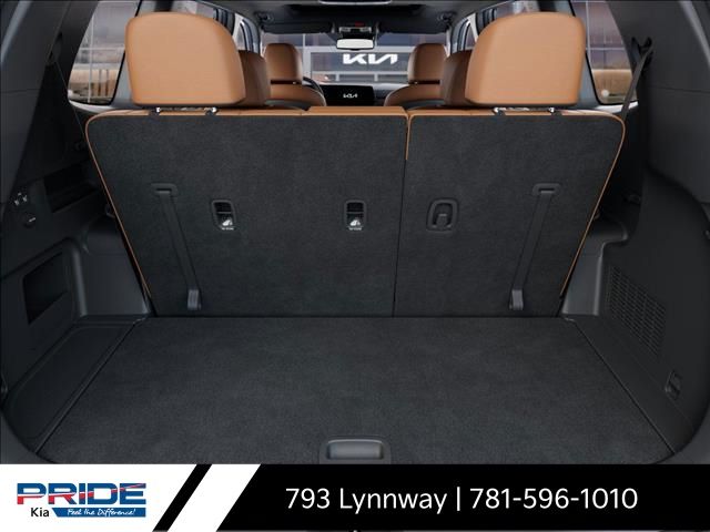 Vehicle image 19 of 36