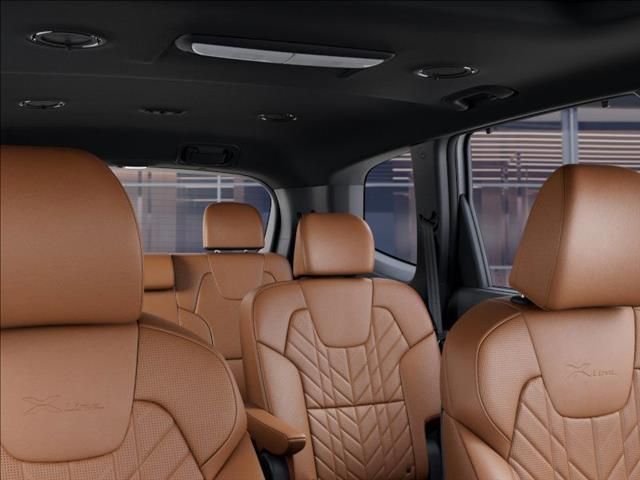 Vehicle image 27 of 36