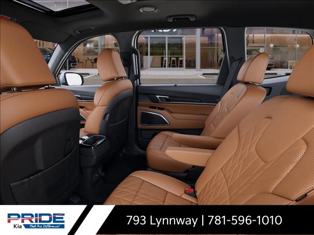 Vehicle image 18 of 36