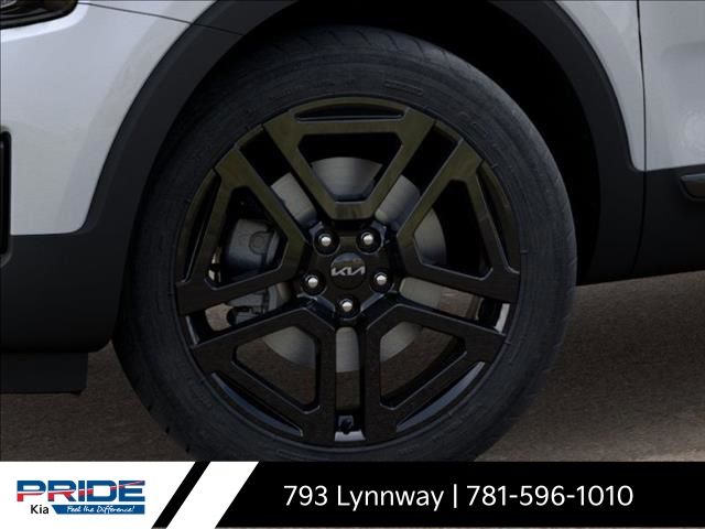 Vehicle image 10 of 36