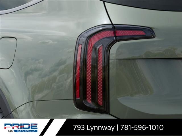 Vehicle image 12 of 36