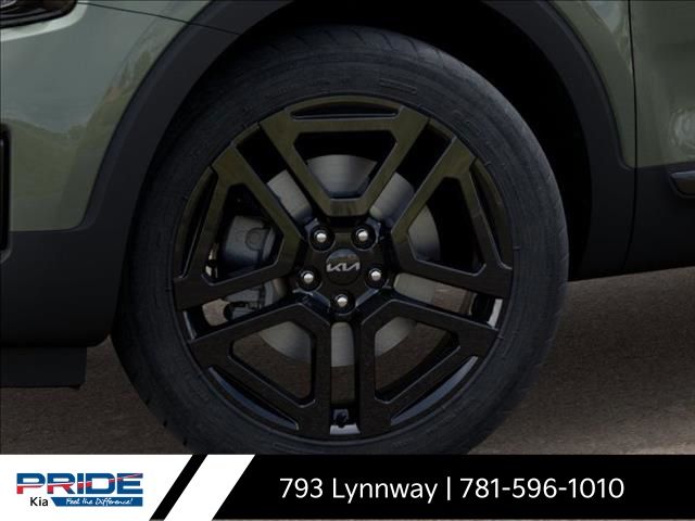 Vehicle image 10 of 36