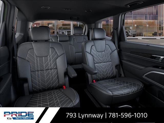 Vehicle image 16 of 36