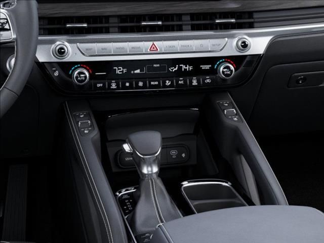Vehicle image 23 of 36