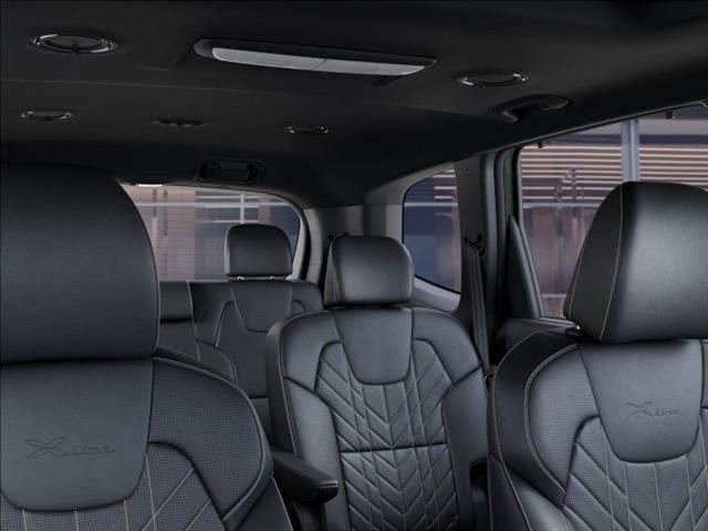 Vehicle image 27 of 36
