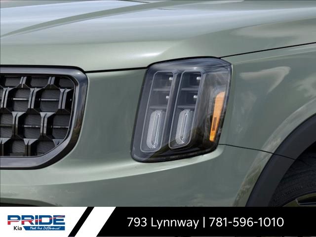 Vehicle image 11 of 36