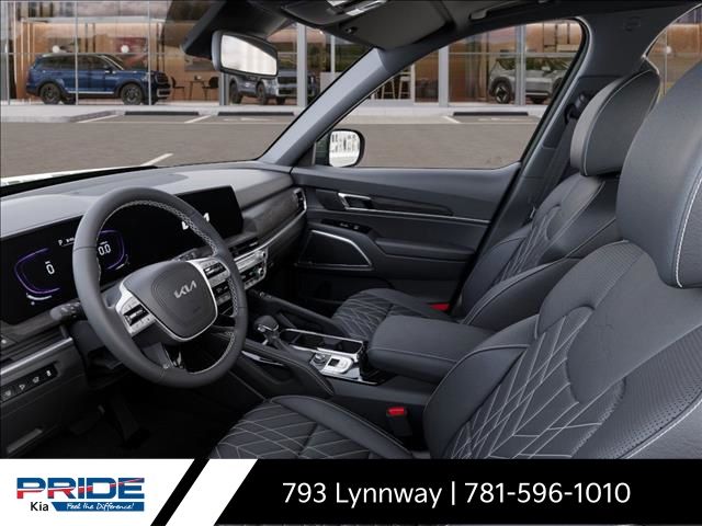 Vehicle image 17 of 36