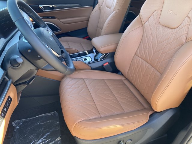 2025 Kia Telluride EX X-Line Image 12 of 34