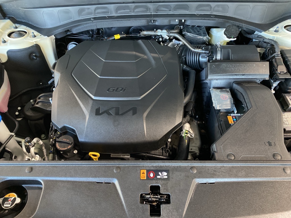 Vehicle image 19 of 32