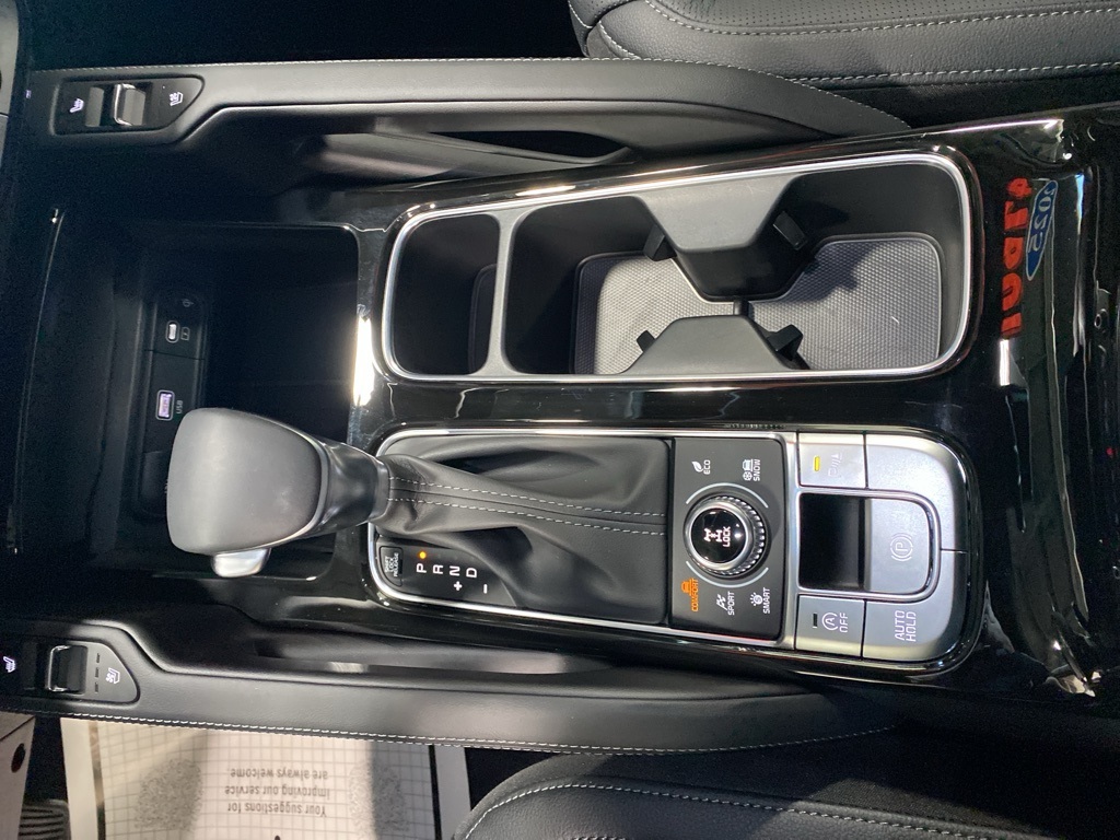 Vehicle image 31 of 32