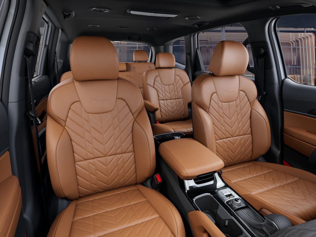 Vehicle image 15 of 36