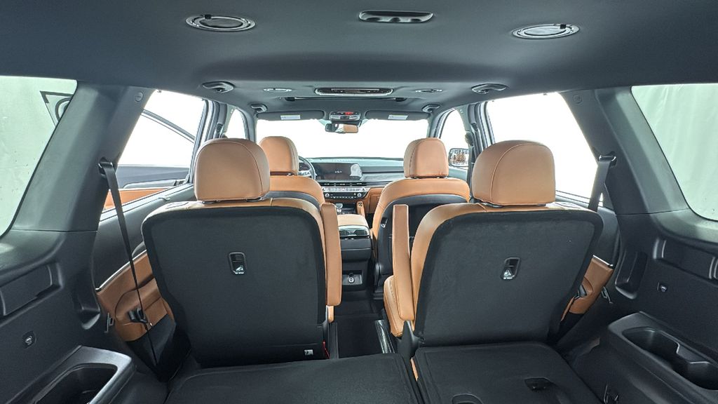 2025 Kia Telluride EX X-Line Image 16 of 40