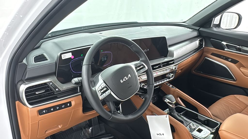 2025 Kia Telluride EX X-Line Image 17 of 40