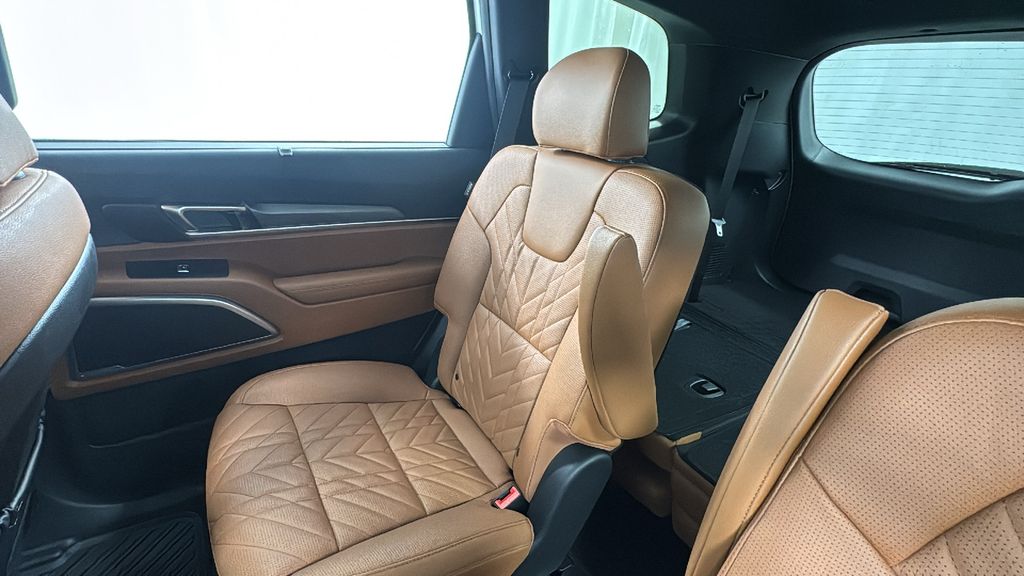 2025 Kia Telluride EX X-Line Image 15 of 40