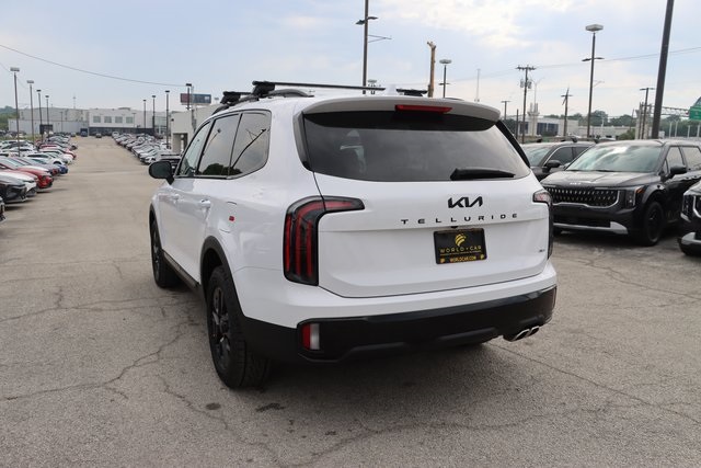 Vehicle image 7 of 22