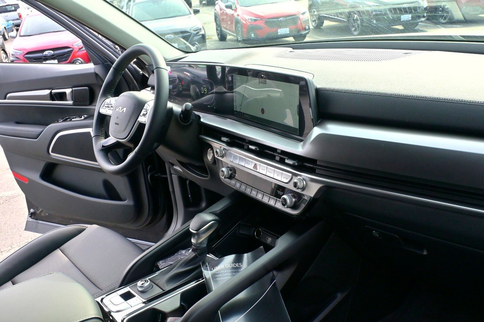 2025 Kia Telluride LX Image 15 of 33