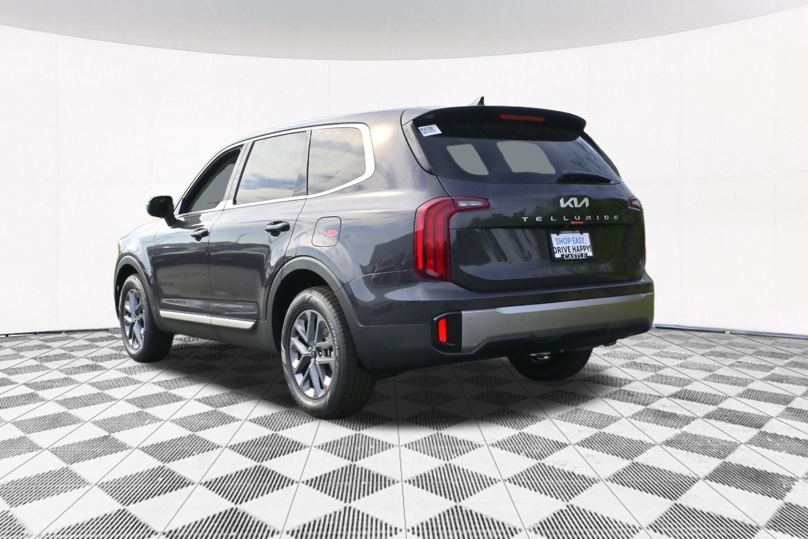 2025 Kia Telluride LX Image 6 of 33
