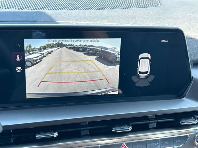 2025 Kia Telluride LX Image 16 of 32