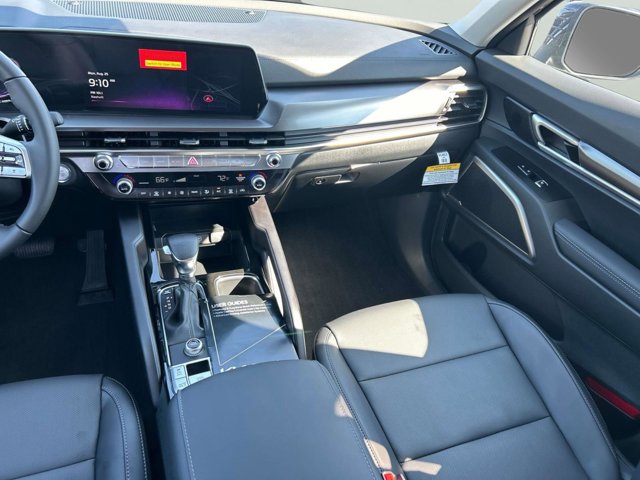 2025 Kia Telluride LX Image 29 of 32