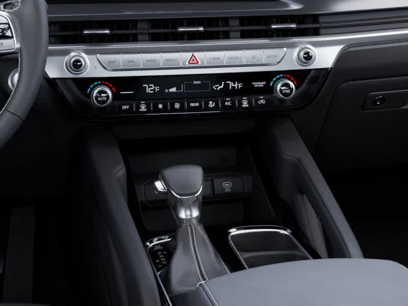 Vehicle image 24 of 37