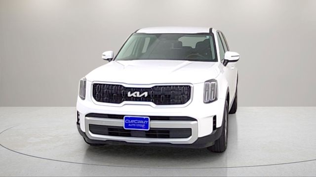 2025 Kia Telluride LX Image 2 of 32