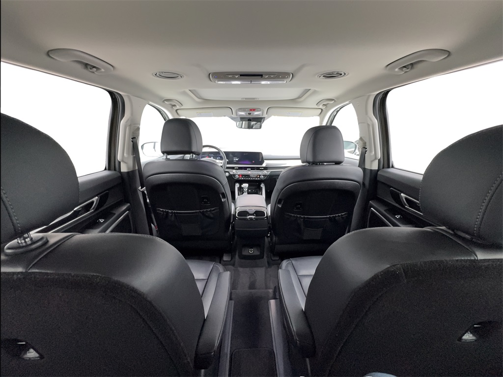 Vehicle image 24 of 63