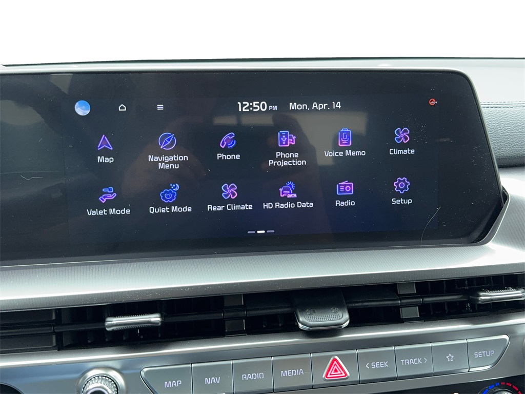 Vehicle image 28 of 63