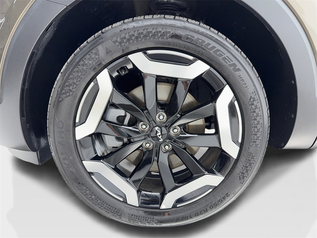 Vehicle image 56 of 63
