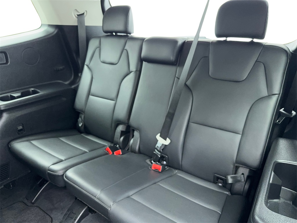 Vehicle image 44 of 63