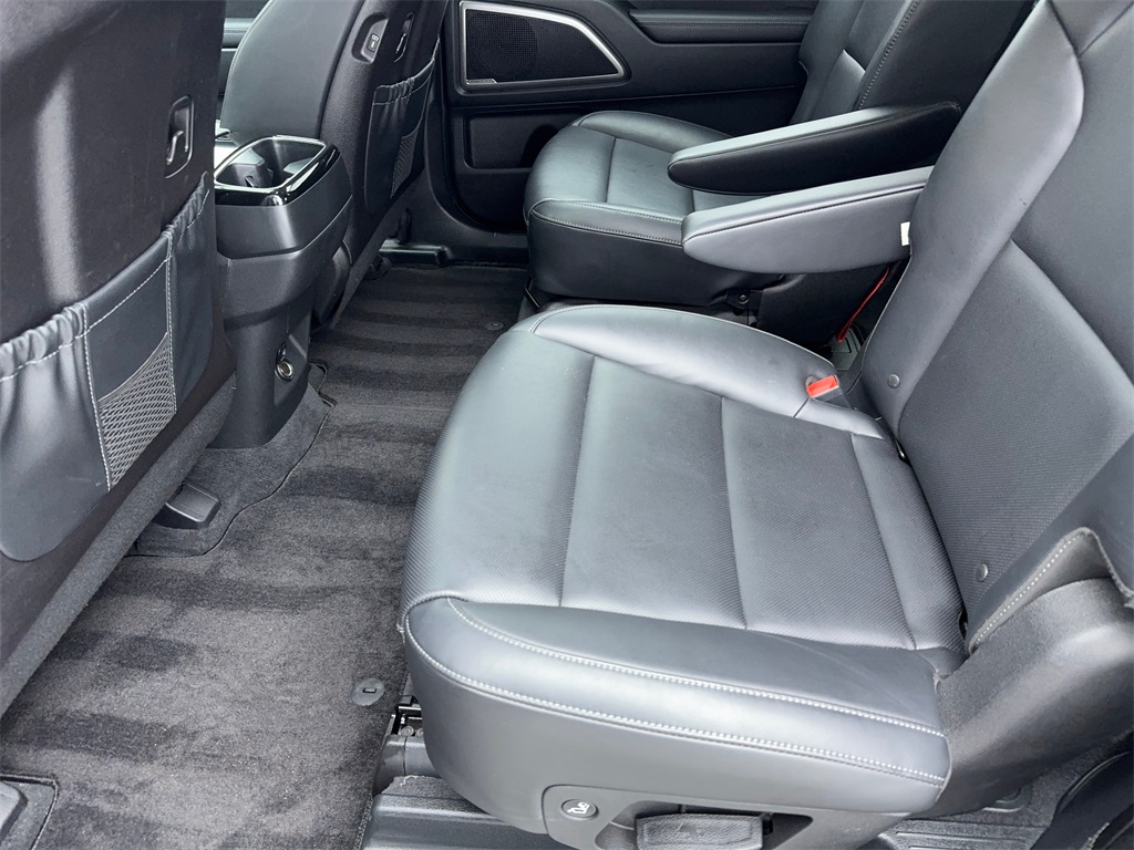 Vehicle image 42 of 63