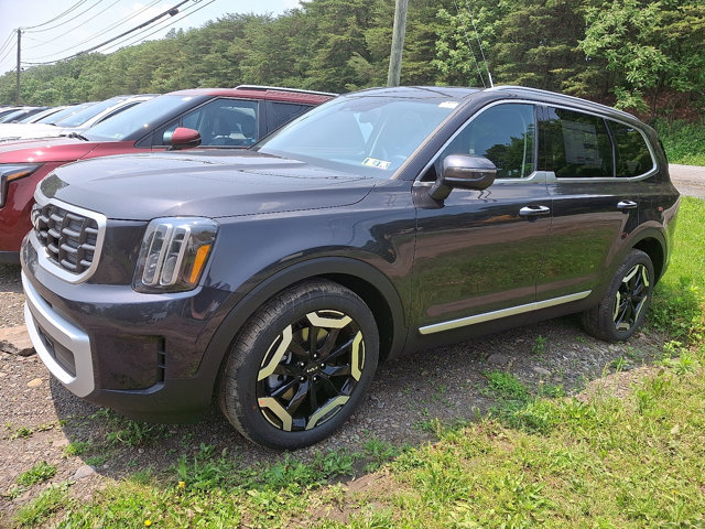 Vehicle image 1 of 4