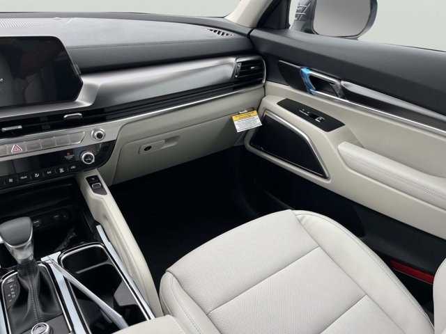 2025 Kia Telluride S Image 15 of 36