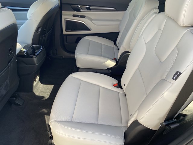 2025 Kia Telluride S Image 11 of 34