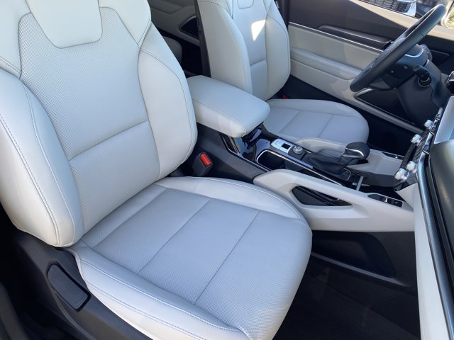 2025 Kia Telluride S Image 14 of 34