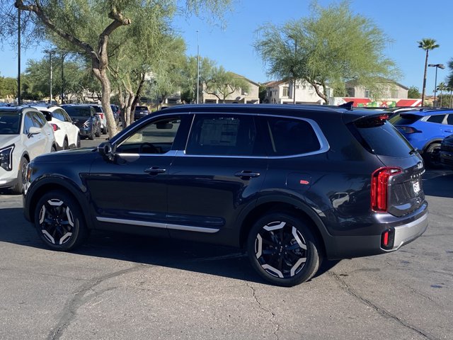 2025 Kia Telluride S Image 6 of 34