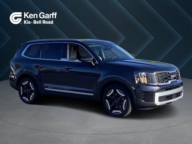 2025 Kia Telluride S Image 2 of 34