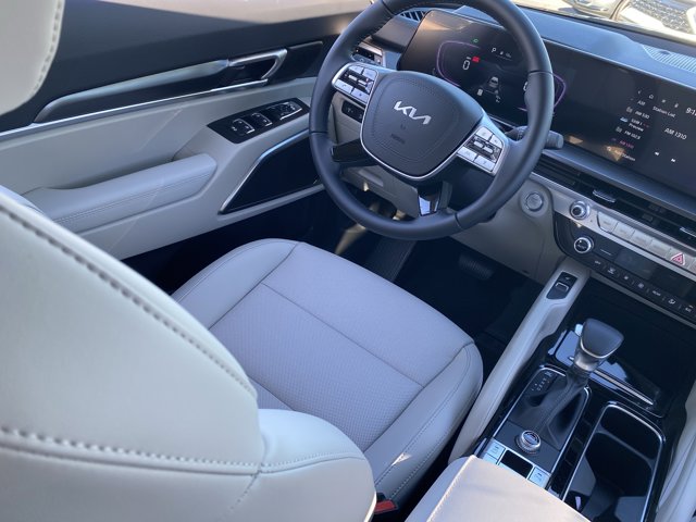 2025 Kia Telluride S Image 17 of 34