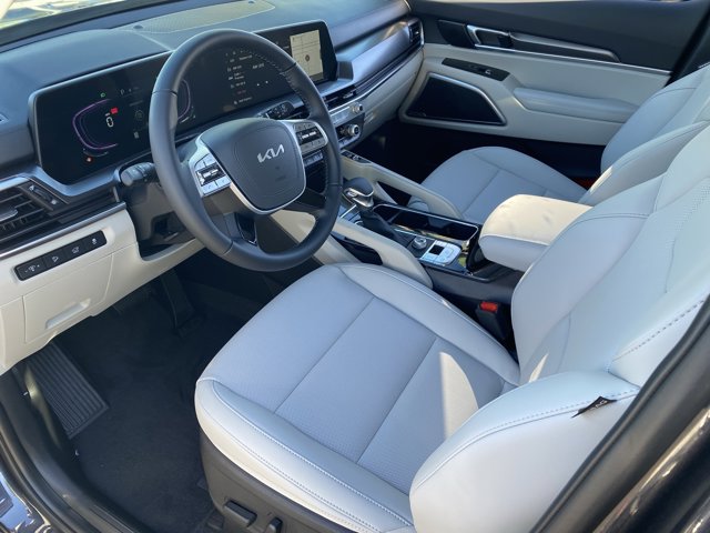 2025 Kia Telluride S Image 30 of 34