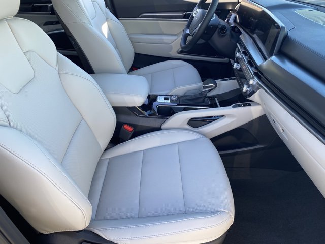 2025 Kia Telluride S Image 13 of 34