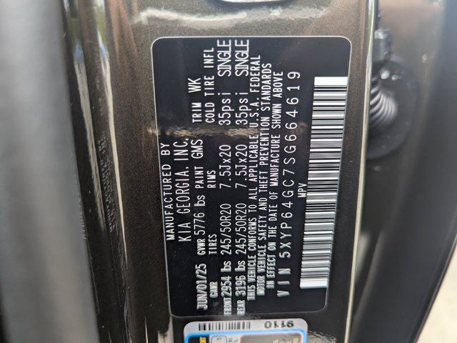 Vehicle image 38 of 43