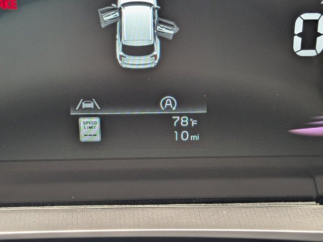 Vehicle image 36 of 43