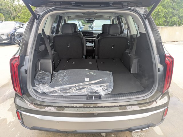 Vehicle image 9 of 43