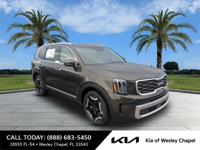 Vehicle image 2 of 43