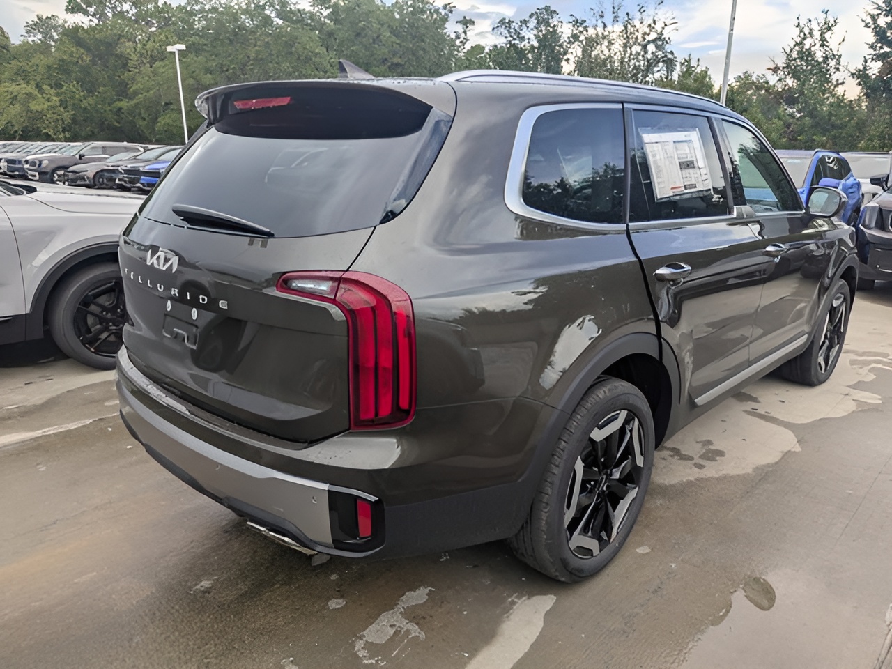 Vehicle image 43 of 43