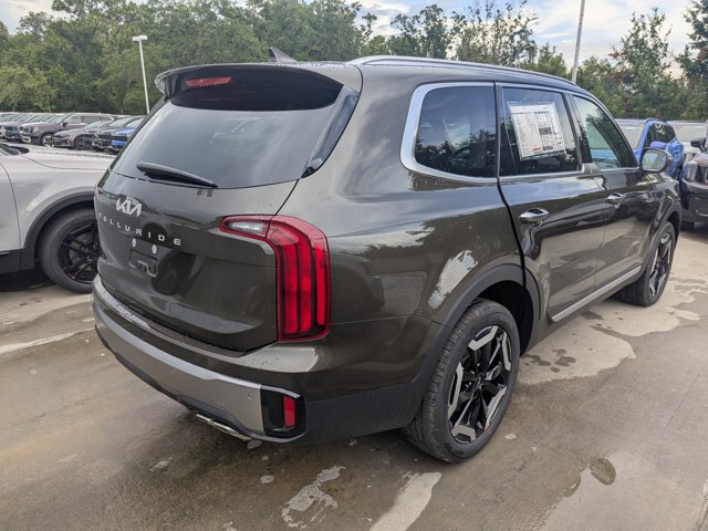Vehicle image 5 of 43