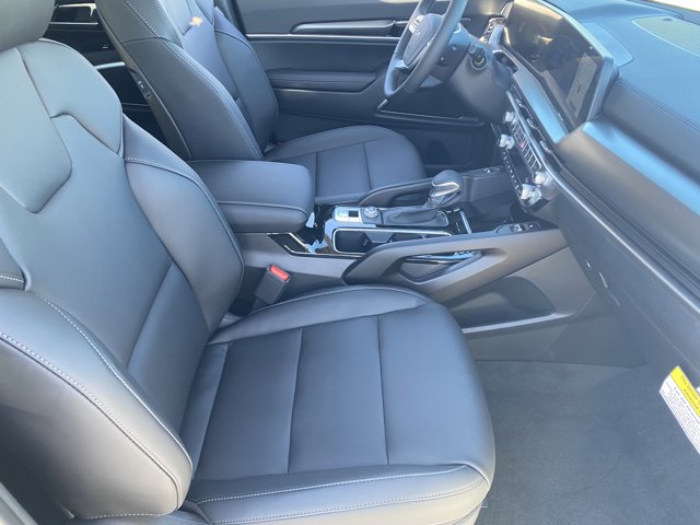 2025 Kia Telluride S Image 13 of 34