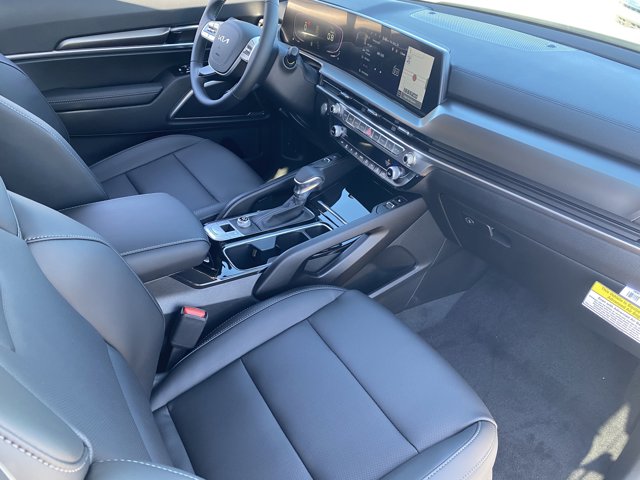2025 Kia Telluride S Image 17 of 34