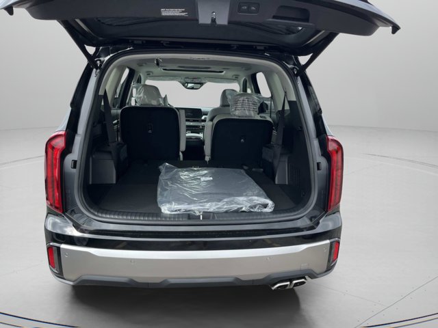 2025 Kia Telluride S Image 10 of 37