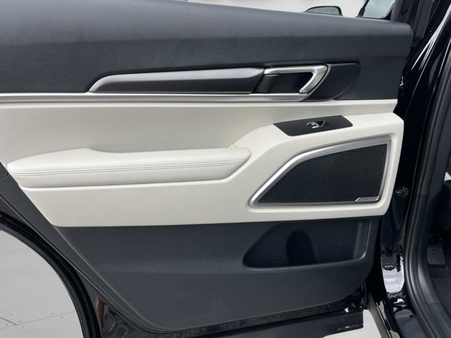 2025 Kia Telluride S Image 23 of 37