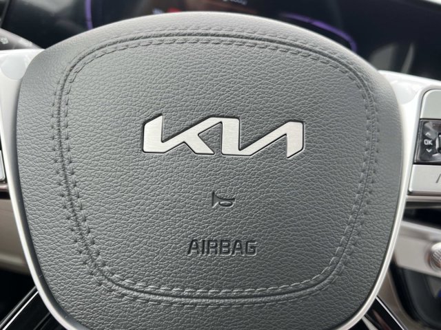 2025 Kia Telluride S Image 15 of 37